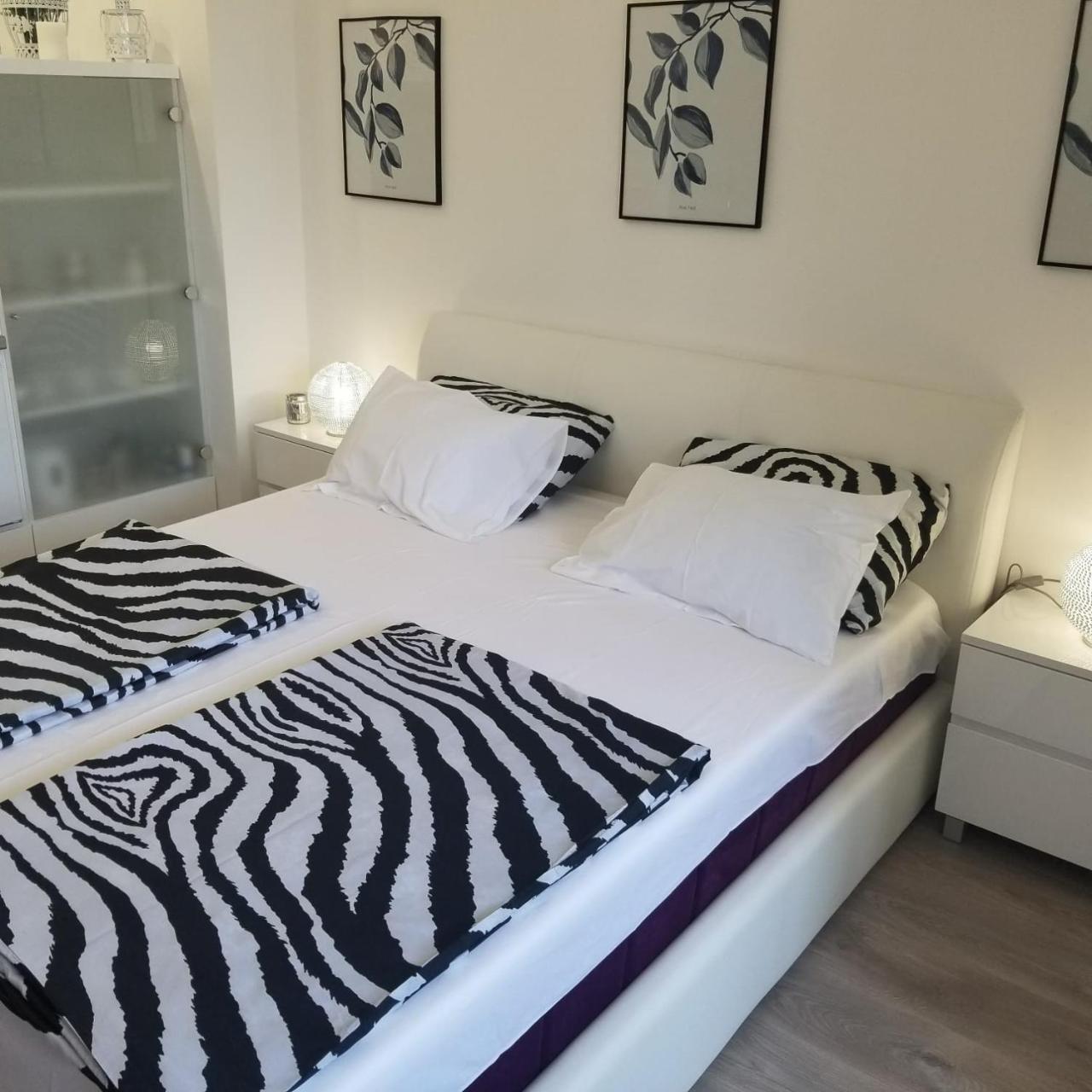 Studio Angel Novi Sad Buitenkant foto